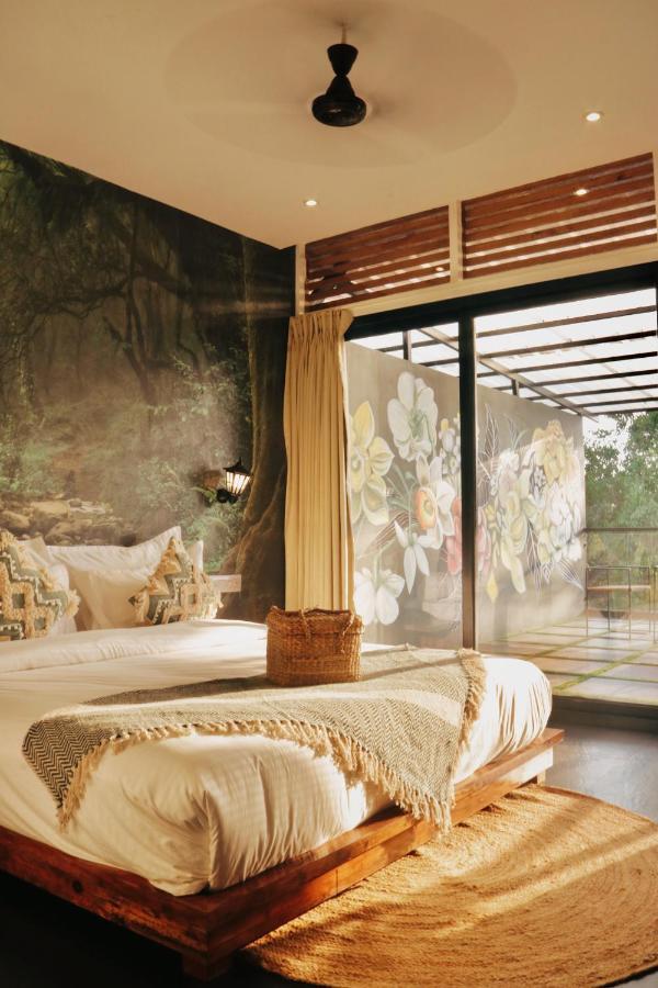 Amazonika Boutique Resort Arpora Esterno foto