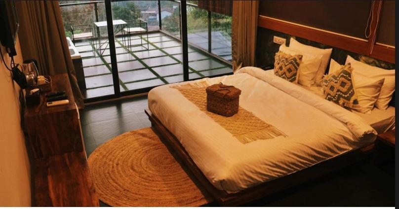 Amazonika Boutique Resort Arpora Esterno foto